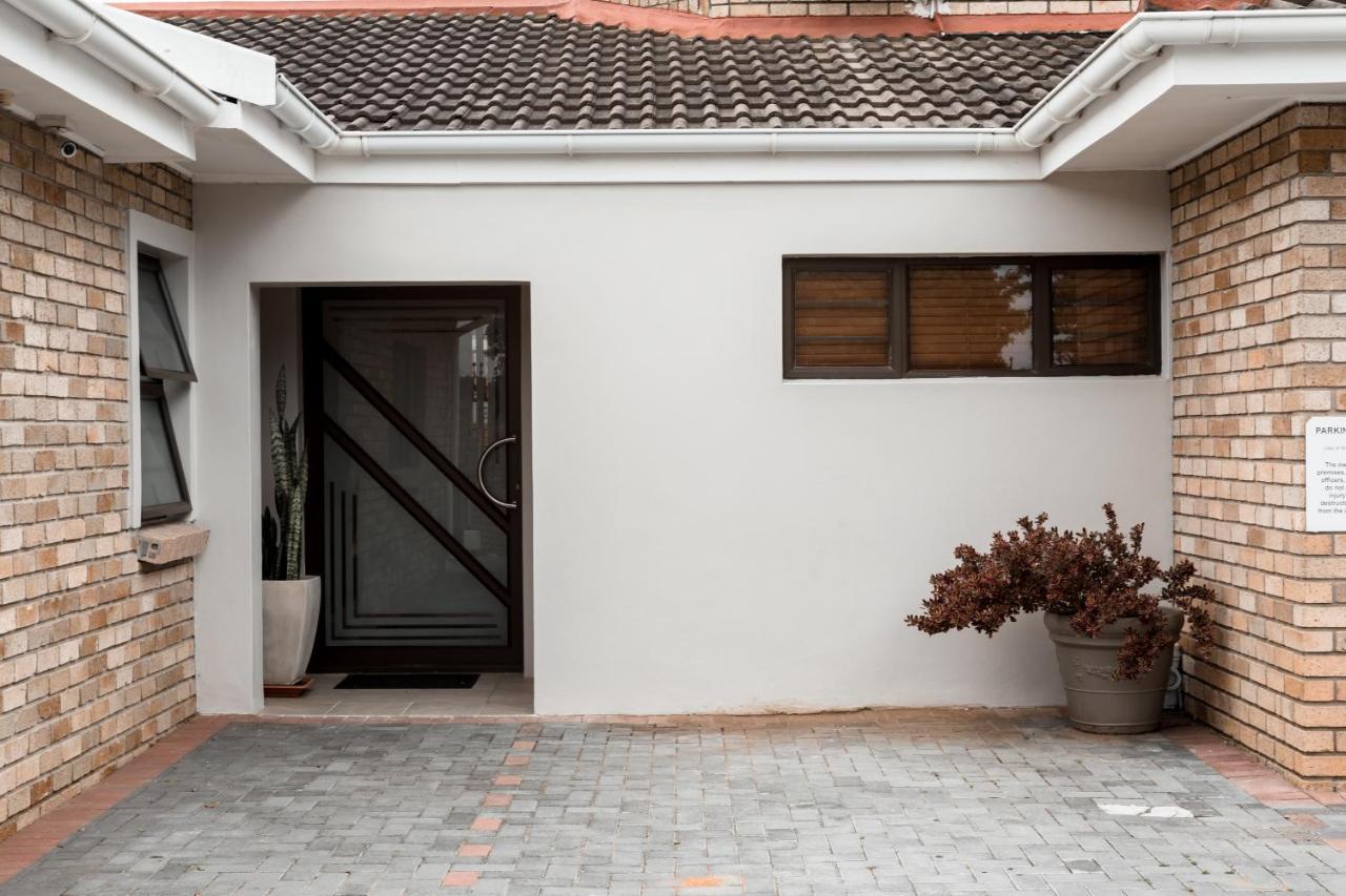Wagtails Guest House Port Elizabeth Extérieur photo